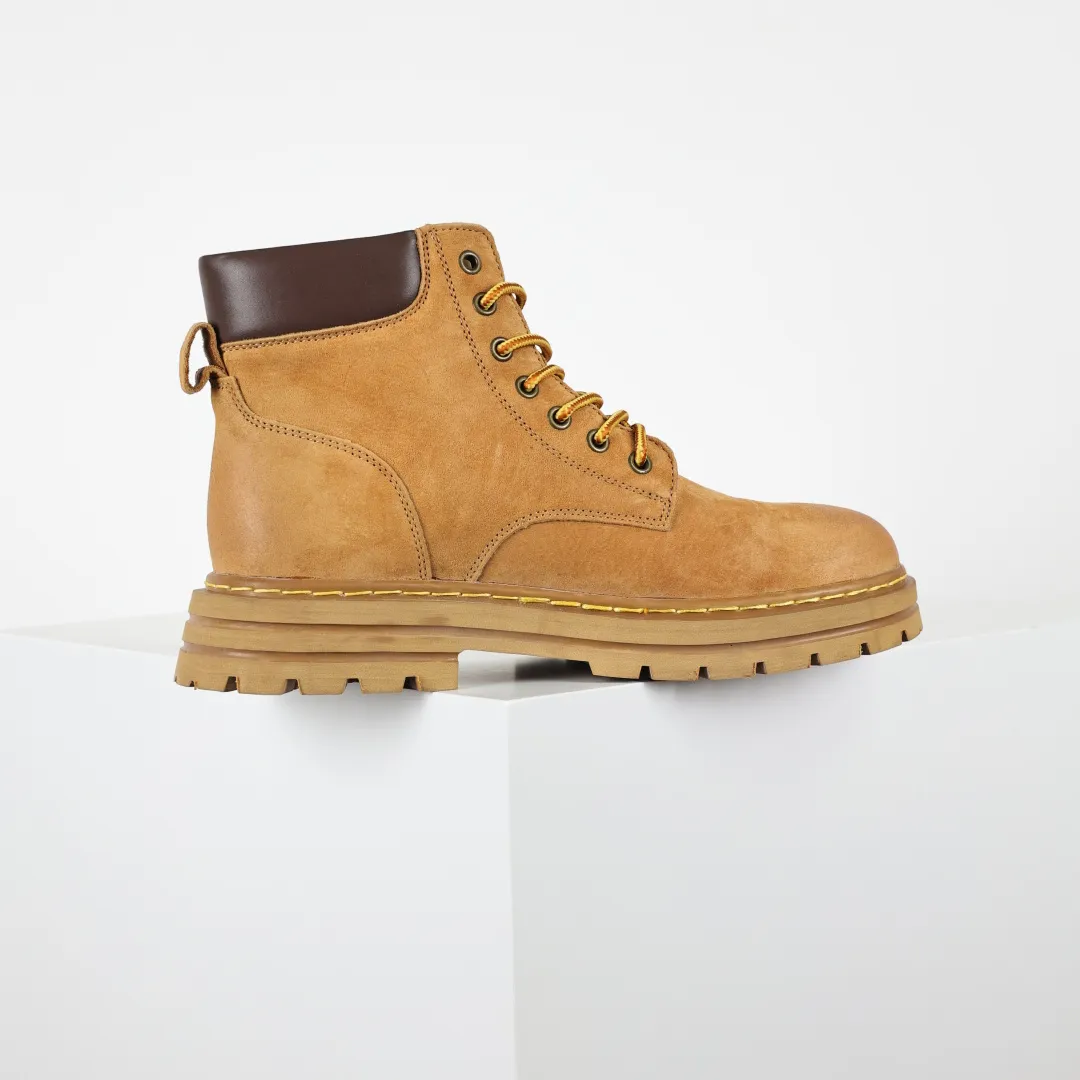 Copy price 💰620 Core recommendation Good price 🚀Timberland Timberland outdoor high-top casual rhubarb boots series #Guangdong Dachang quality Original box original packaging #25ss new style Fashion and trend matching The fabric is made of Italian 🇮🇹 top frosted fine-grained cowhide with anti-odor and anti-corrosion genuine leather latex insoles. The outsole and hardware are all made from OEM raw materials. They are the same as the original Goodyear never-opening process. Good products do not kill pigs. The quality of the first order is strictly controlled. Exclusively released on the entire network. The quality is beyond doubt. The whole set of official website unified packaging gives you a perfect wearing experience. The quality is exquisite and durable. A must-have for sportsmen. Specially designed to prevent handsomeness. High-quality and first-class foot feel. This winter, it is specially used for cold protection and outdoor use. Daily casual matching. Size: 39 40 41 42 43 44 (leather shoe size)